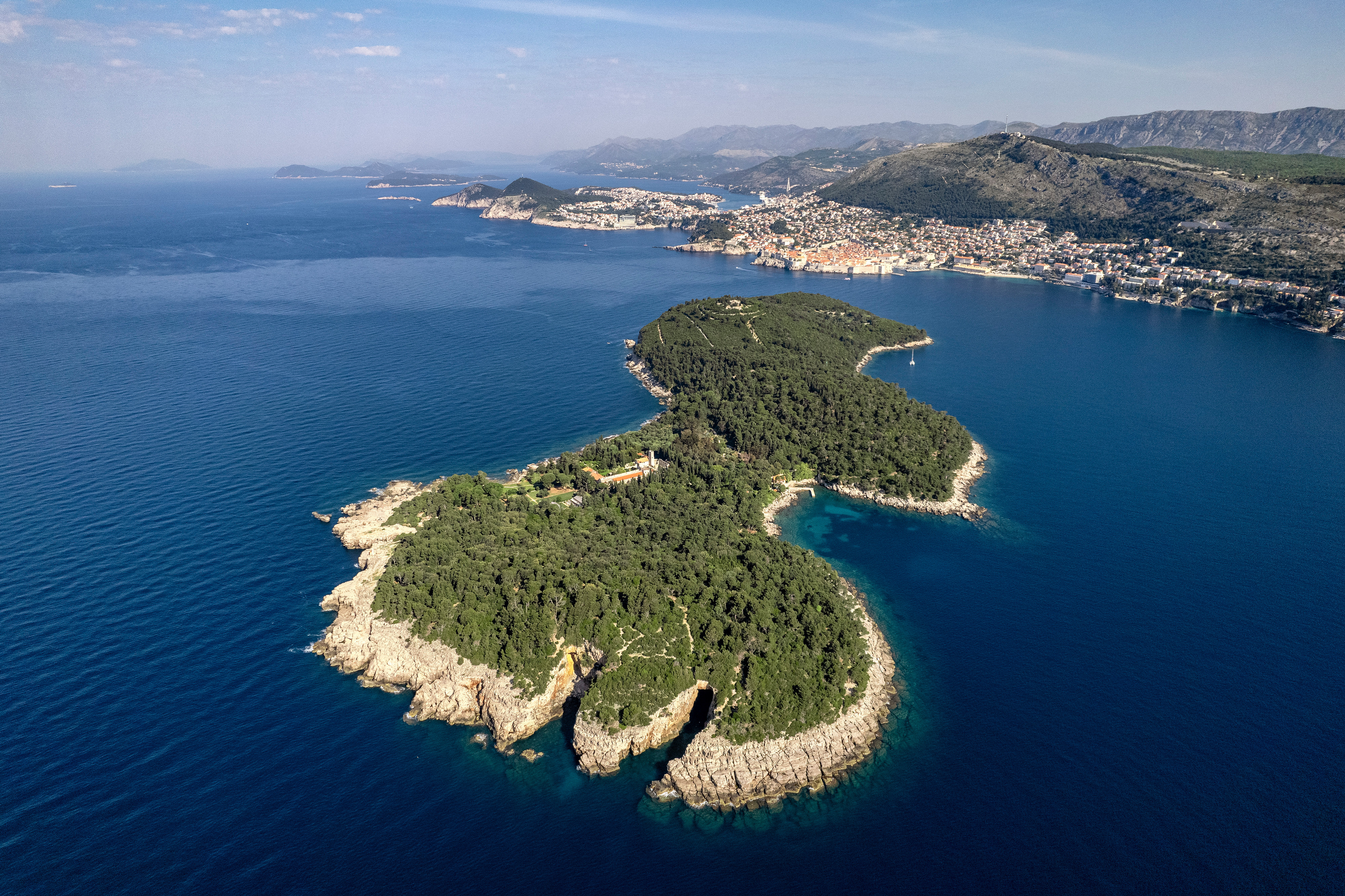 Zeleno srce Lokruma - na otok stiže 700 novih sadnica