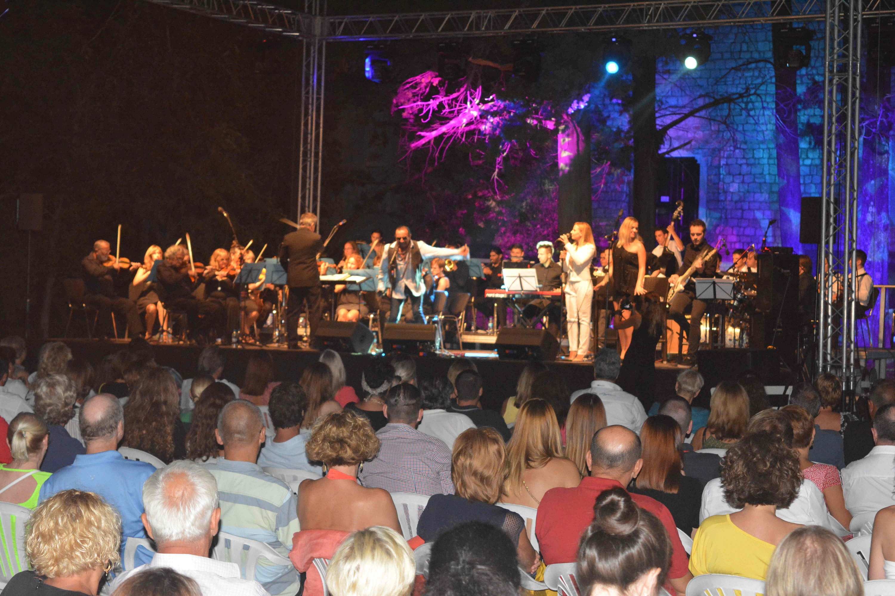 Lokrumske večeri-Bebek , tamburaš i sinfoničari oduševili