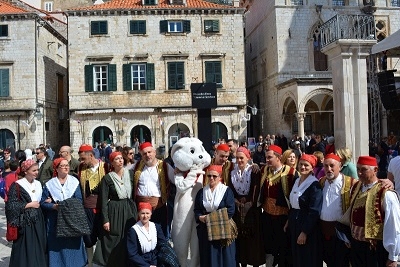 Zeko s Lokruma preselio na Stradun