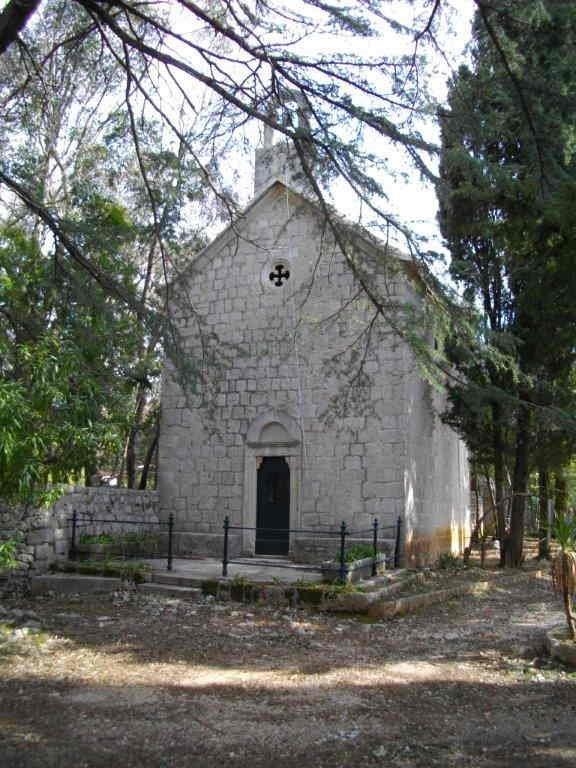 Dana 31.05.2016 (utorak)  na blagdan Pohođenja Blažene Djevice Marije u  17:30 sati na Lokrumu u crkvi Navještenja će se  održati  Sveta Misa.